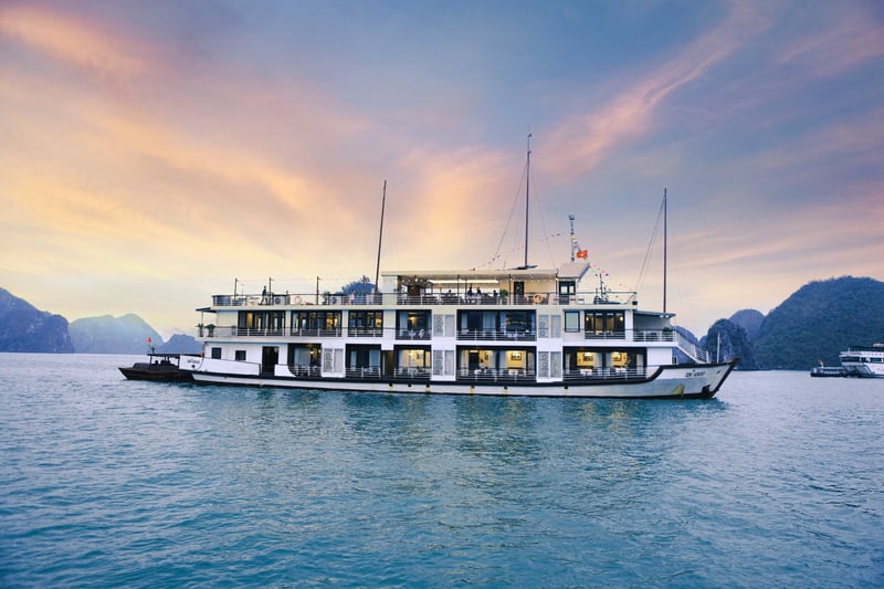Milalux Cruises Ha Long Bay